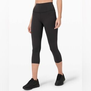 Lululemon Wunder Train High-Rise Crop 21" Black size 8 NWT